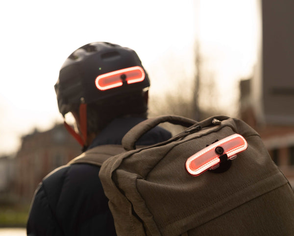 Lumiere Velo Blanc ou Rouge pour Casque Velo - OVERADE LUM