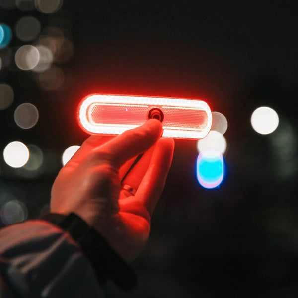 Lumiere Velo Blanc ou Rouge pour Casque Velo - OVERADE LUM