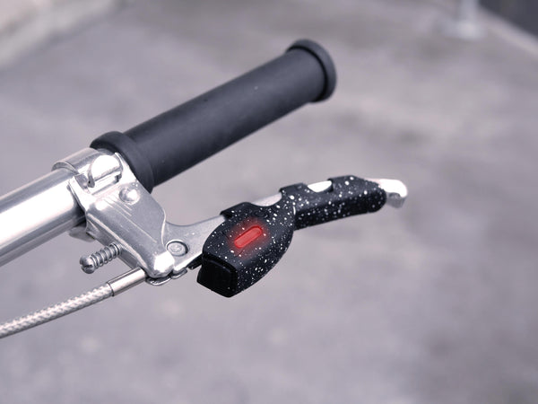 Phare Velo avec Clignotants et Stop - OVERADE TURN et Oxybrake